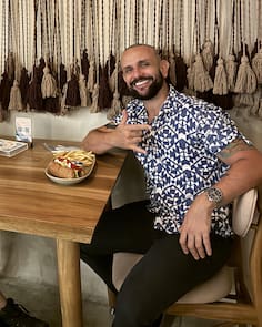 Roger Padilla - Expert Software Engineer Consultant specializing in React, Node.js, TypeScript, Python, Java. Based in Colombia, serving Latin America.